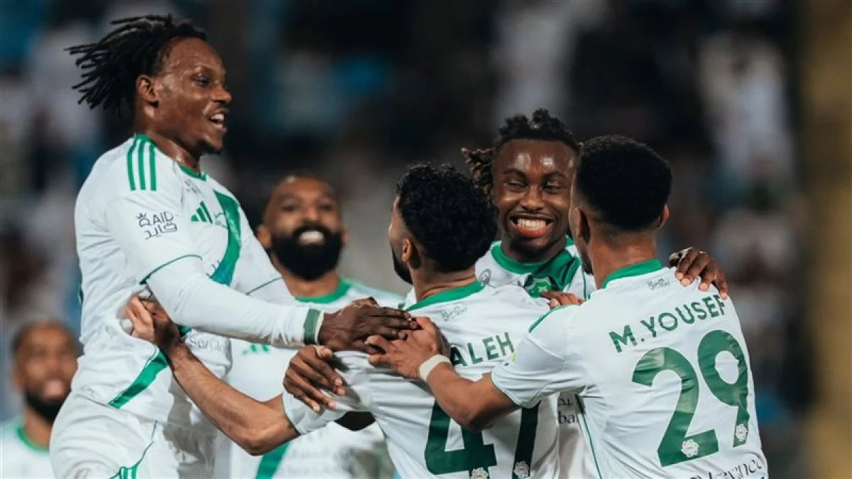 تسريبات تكشف عن عرض مغري يتلقاه مدرب الأهلي للانتقال لعملاق دوري روشن والموافقة تنتظر الاجابة على السؤال الصعب