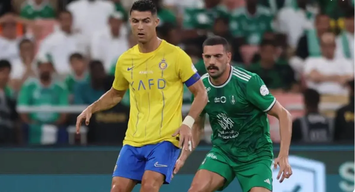 بلا رحمة ورغم نهاية المباراة بالفوز .. رونالدو يوجه الضربة القاضية لديمرال وجمهور النصر لا يخيب ظن الدون
