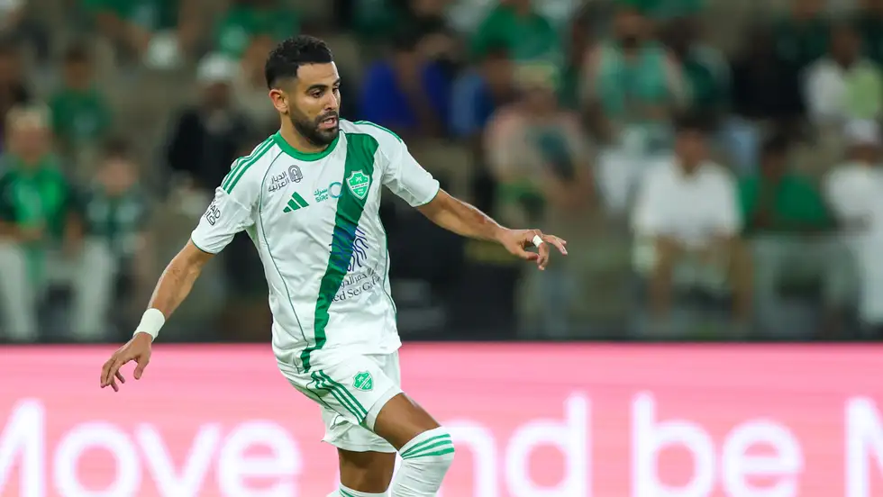 عاجل على لسان زيدان .. الأهلي يتفوق على النصر والهلال وهذا هو افضل لاعب في دوري روشن 
