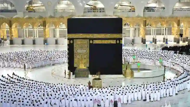 حصري.. تسريبات جديدة تكشف سبب قرار السعودية وقف العمرة من مصر في شعبان 