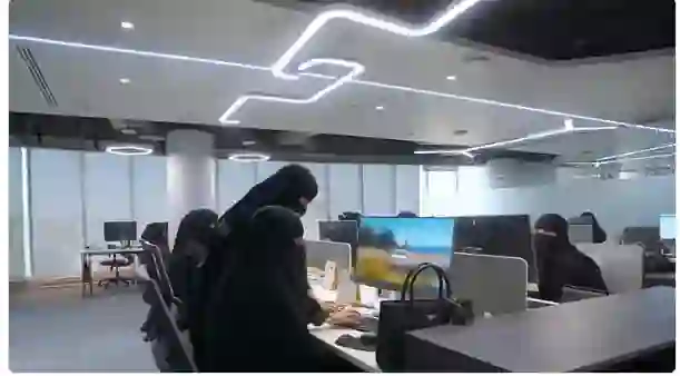 راتب ثلاثة شهور اضافة للراتب الاساسي لهذه الفئة من الموظفات في السعودية في القطاع العام والخاص 