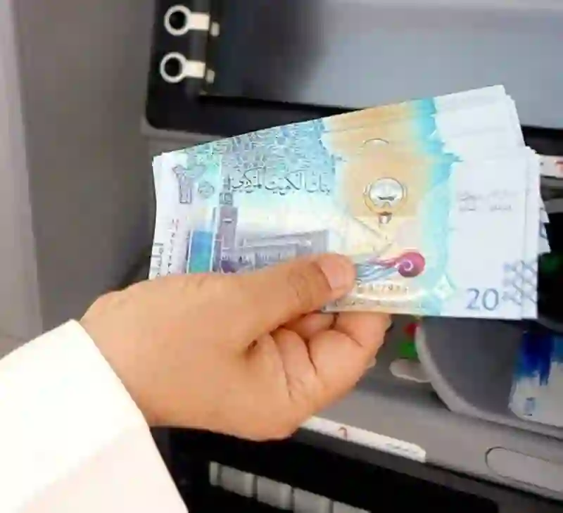 ليش الدينار الكويتي أقوى وأغلى عملة في العالم؟ 