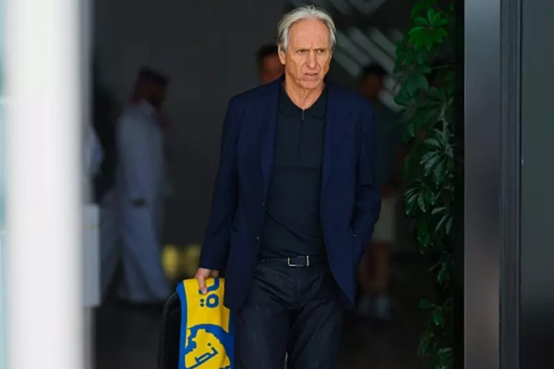 جيسوس في صراع جديد مع إدارة النصر بسبب ظهير أيسر كان خارج الحسابات 