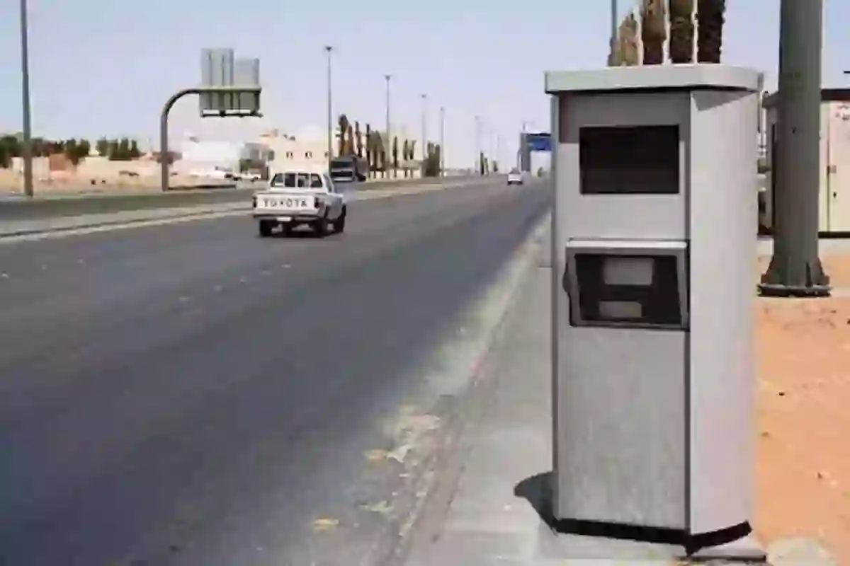 المرور يحدد الفرق بين قيمة المخالفة لو صورك ساهر بفلاش واحد أو فلاشين 