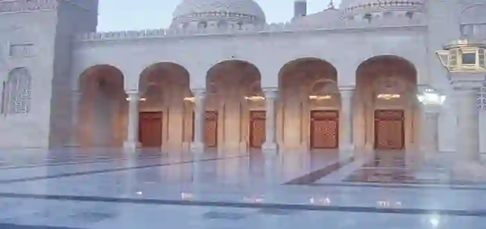 مهام واختصاصات مراقبين المساجد في السعودية وكم يعطوهم في الشهر؟ 