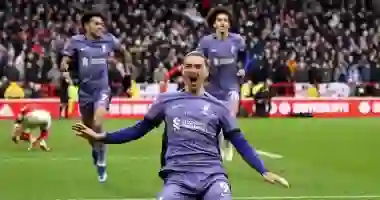 عاجل: نومي يخضع حالياً للفحص الطبي تمهيداً لاكمال انتقاله للهلال بعد الاتفاق على الشرط الغريب 