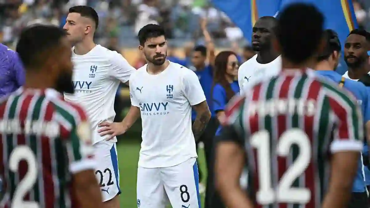 إدارة الهلال تعاني بسبب تلاعب نجم النادي في قرار التجديد والمشكلة تتلخص في كلمة واحدة 