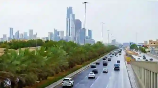 عاجل: رغم ارتفاع درجات الحرارة الوطني للأرصاد يحذر من جريان السيول وتساقط البرد على عدة مناطق في المملكة اليوم الأربعاء 