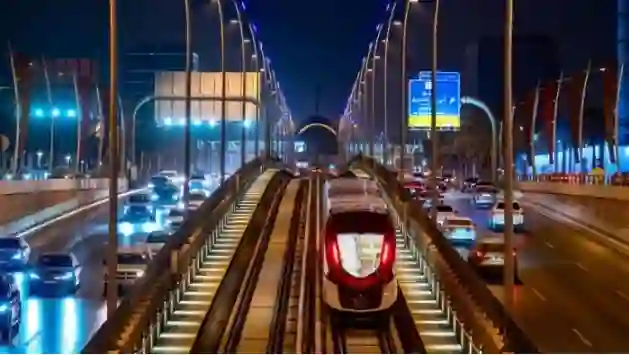 الانماء و STC يتسببان في توقف الخط الازرق من قطار الرياض والنقل تكشف التفاصيل 