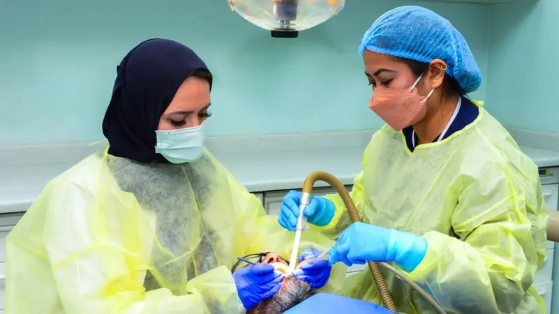 عاجل: توطين أهم مهنتين يعمل فيها الوافدون من دولة عربية كبيرة بنسبة 55% والجميع سيعود الى بلاده قبل نهاية 2026 