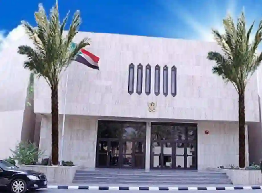 عاجل: السعودية تبدأ ترحيل السودانيين عبر ميناء جدة والقنصل السوداني يكشف الأسباب وراء القرار