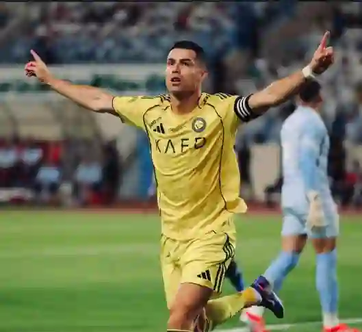 عاجل: رونالدو يحقق هدفه في دوري روشن فهل اقترب الرحيل؟