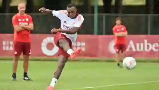 تسريبات جديدة عن سعود عبد الحميد وكواليس عودة الابن الضال الى نادي النصر 