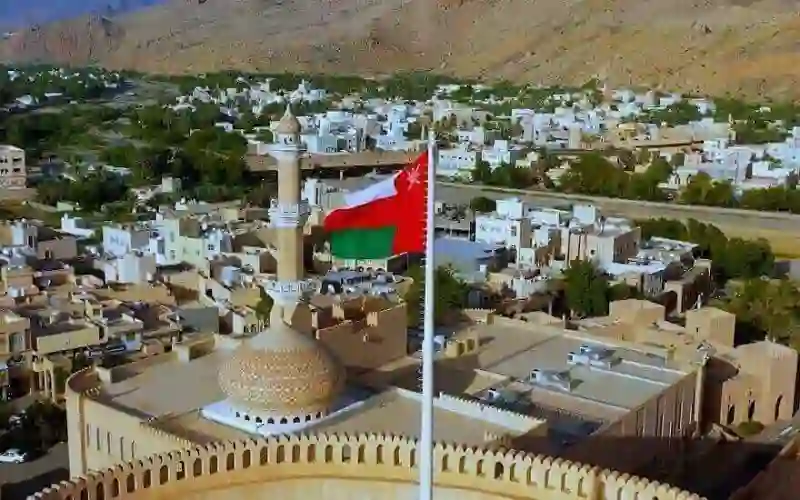 ليش سلطنة عُمان ما تصوم كل سنة زي السعودية وتكون مخالفة لها؟ الحقيقة لا يتوقعها احد 