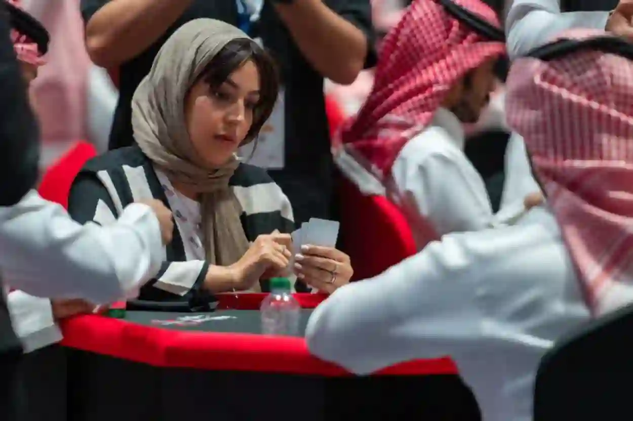 بطولة البلوت العالمية في الرياض الرابط الرسمي للتسجيل والحضور وموعد بداية البطولة وقيمة الجوائز فيها 