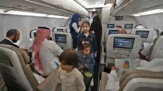 السعودية تبدء تطبيق غرامات على هذا الخطأ الشائع بين ركاب الطائرات في المملكة وتصل بعضها الى 80 ألف ريال 