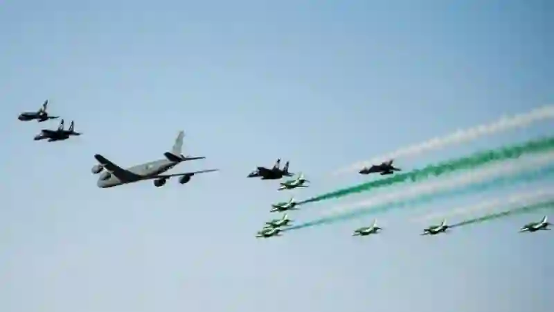 وزارة الدفاع السعودية تحدد مواعيد ومواقع العروض الجوية لسلاح الجو الملكي السعودي بمناسبة اليوم الوطني 94 للمملكة وتاريخ بداية العروض الجوية 