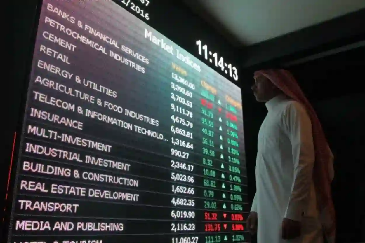5 أسهم في سوق الأسهم السعودي يتوقع الخبراء أن تحقق مكاسب كبيرة في سبتمبر 2025