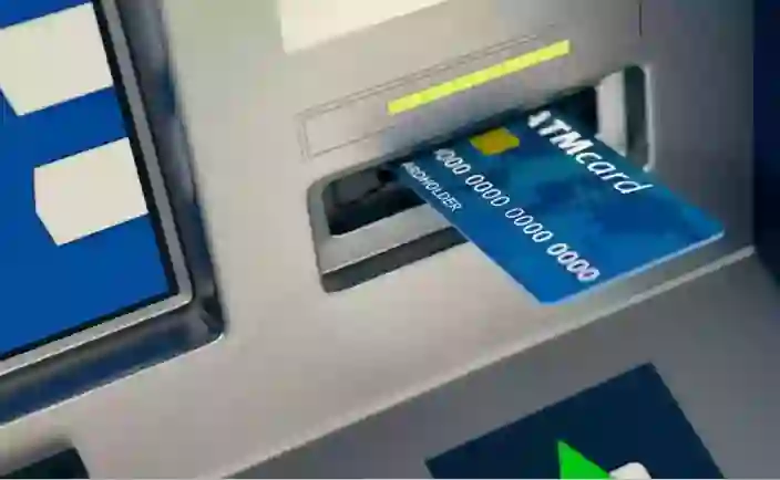 خطوات تجديد واصدار بطاقة الراجحي المميزة من الصراف الآلي خلال دقائق وبدون رسوم