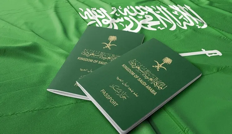عاجل: الجوازات السعودية تعلن سحب الجوازات نهائياً من أي مواطن يقع في هذا الخطأ من اليوم 