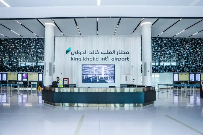 مقارنة أسعار تذاكر الطيران بين القاهرة والرياض في يوليو وأغسطس 2024 بين الخطوط السعودية ومصر للطيران وناس وأديل 
