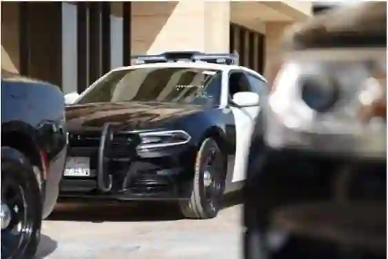 أمن الرياض يعلن الايقاع بشبكة دعارة خطيرة في أرقى مناطق العاصمة والكشف عن جنسيات أعضاء الشبكة 