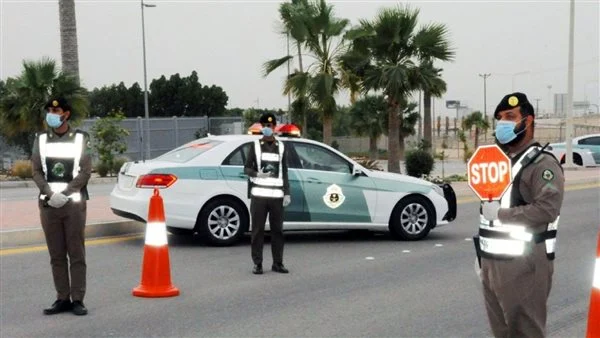 المرور: من اليوم مخالفة على كل سيارة لا تضع هذه الورقة على القزاز الامامي والخلفي للسيارة وتحديد قيمة المخالفة الجديدة 
