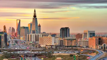 إحصائية رسمية جديدة تكشف نسبة الزيادة في عدد سكان الرياض ومفاجأة في عدد المواطنين والمقيمين في العاصمة السعودية 