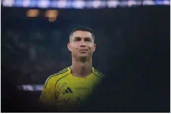 عاجل.. تسريب عبارات صادمة لرونالدو يصف فيها اسلوب الحياة في السعودية ورأيه الحقيقي في جماهير النصر 