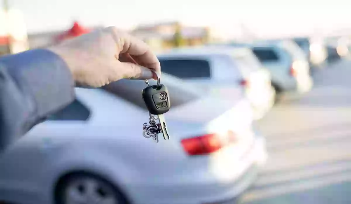 مكاتب تأجير السيارات في مكة المكرمة بخمسين ريال فقط في اليوم سيارات حديثة وفخمة 