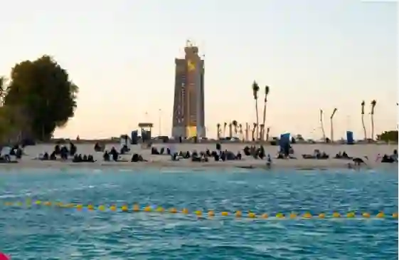 أمانة جدة تعلن افتتاح وجهة سياحية جديدة على البحر للعائلات فيها مناظر ساحرة أجمل من شواطئ أوربا 