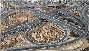 وزارة النقل تحدد رسوم عبور الطرق الجديدة في السعودية على سيارات الخصوصي والنقل 