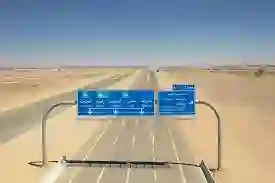  طريق المدينة - حائل المباشر: بوابة جديدة للحرمين الشريفين والسياحة