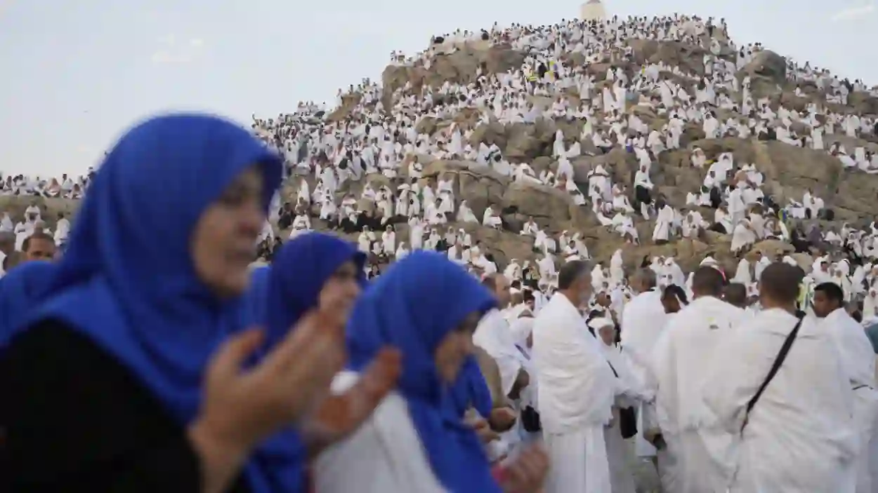 الجوازات السعودية تكشف عن عدد الحجاج الواصلين الى مكة المكرمة حتى نهاية اليوم الأول من شهر ذي الحجة 1446 