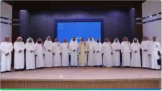 أمير الرياض يتخذ أول قرار بحق مدراء التعليم في مناطق الرياض بعد إنهاء عملهم وإغلاق الادارات التعليمية 