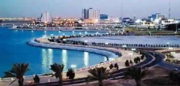 دليل المخططات السكنية الجديدة في الدمام والخبر مقارنة من حيث الموقع وأسعار الايجار والتملك والخدمات القريبة 