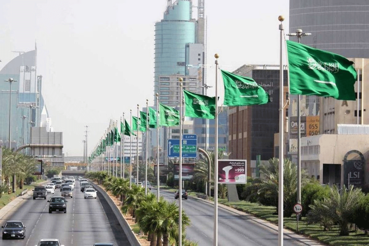 بعد بدء تطبيق القرارات ما هي عقوبة التعاقد مع الشركات التي ليس لها مقر اقليمي في السعودية؟ 