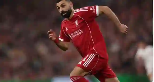 عاجل: رابطة دوري روشن تتدخل وتحسم ملف انتقال محمد صلاح الى السعودية 